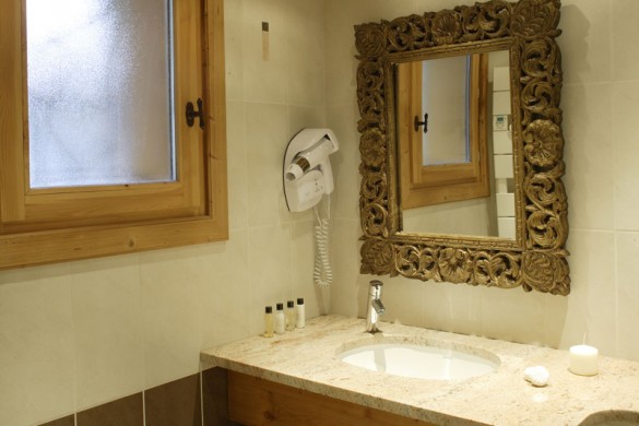 Chalet Laetitia sink, Meribel