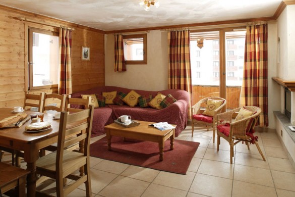 Chalet Peclet lounge, Val Thorens