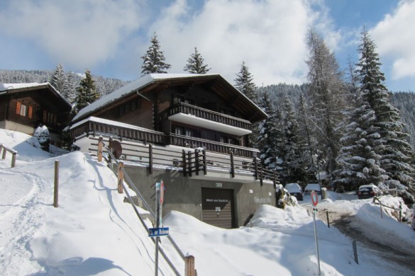 Chalet Quatre Saisons ext view, Verbier