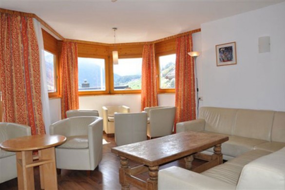Chalet Rathia lounge St Anton