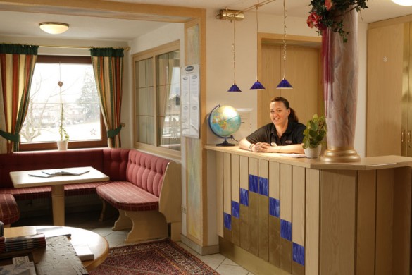 Chalet Stoanerhof reception, Mayrhofen
