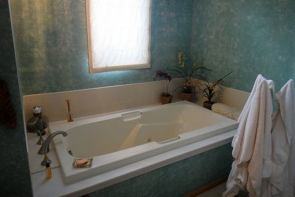 Chalet Timberline bath, Vail