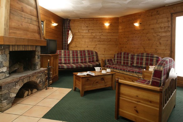 Chalet Sagattaire int lounge Val Thorens