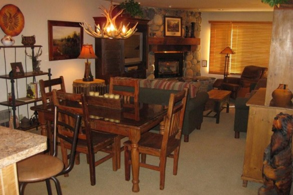 Condo Snowflower dining, Park City