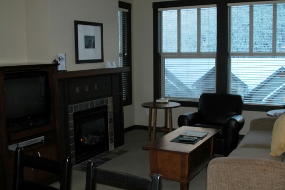 Condo Tamarack Lodge & 100 Peaks, ext, Panorama