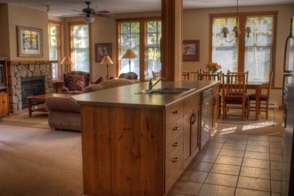 Condo Tamarack Lodge & 100 Peaks, ext, Panorama