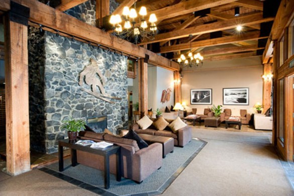 Condo Tantalus Lodge, lobby, Whistler