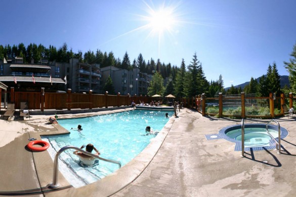 Condo Tantalus Lodge, pool, Whistler