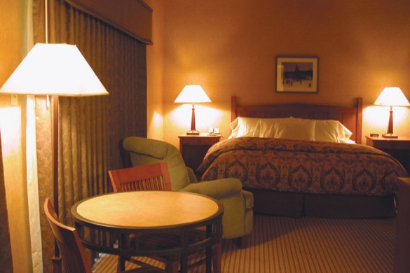 Hotel Condo Mammoth Mountain Inn bed, Mammoth