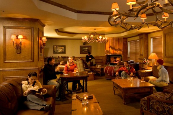Hotel Condo River Mountain Lodge bar, Breckenridge