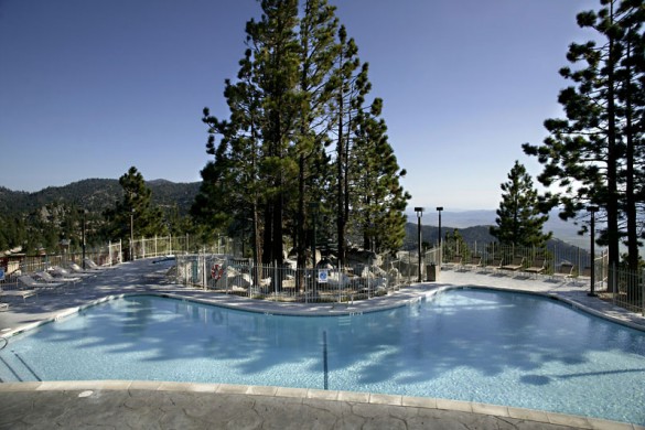 Hotel Condo The Ridge Resort pool, Heavenly