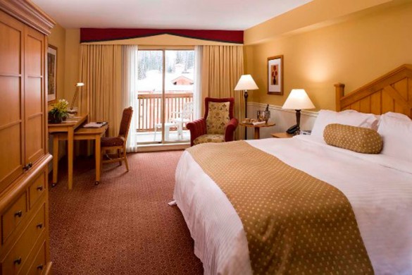 Hotel Delta Sun Peaks Resort, bed, Sun Peaks