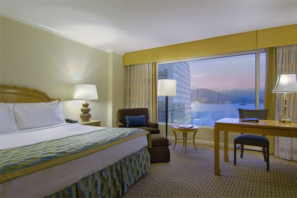 Hotel Fairmont Waterfront bed, Vancouver, Canada