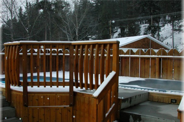 Hotel Lobstick hot tub, Jasper