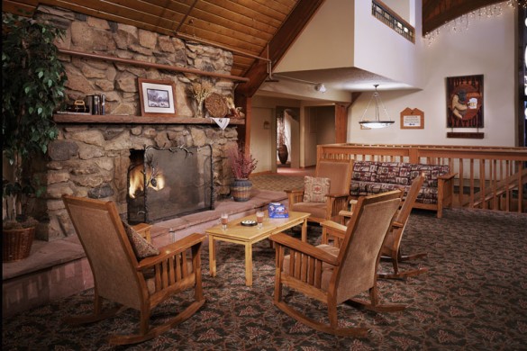 Hotel Winter Park Mountain Lodge lounge Winter Park