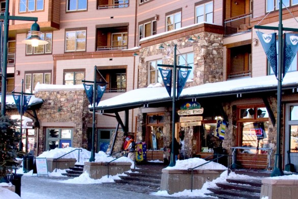 Zephyr Mountain Lodge, ext, Winter Park
