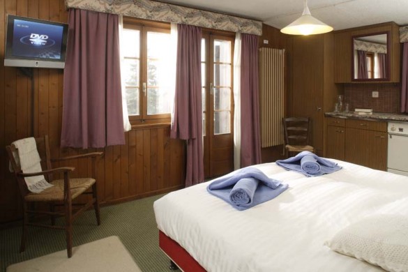 Chalet Quatre Saisons Bedroom