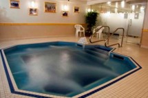 Brewster's Mountain Lodge, whirlpool, Banff & Lake Louise