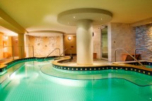 Caribou Lodge, pool, Banff & Lake Louise