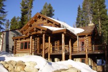 Chalet Founders Cabin ext spring, Winter Park