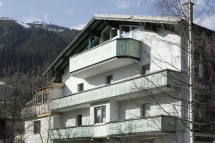 Chalet Midland ext view, St Anton