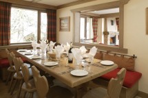 Chalet Perdrix Blanches dining, Courchevel