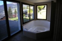 Chalet Quatre Saisons hot tub, Verbier