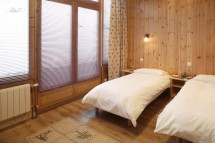 Chalet Tichot bedroom, Tignes