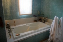 Chalet Timberline bath, Vail