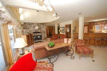 Chalet Timberline lounge, Vail