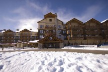 Condo Trickle Creek Lodge, ext, Kimberley 