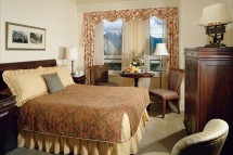 Fairmount Banff Springs, bed, Banff & Lake Louise