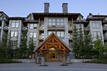 Hotel & Condo Coast Blackcomb Suite, ext, Whistler