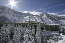 Hotel and Condos Cliff Lodge and Spa ext, Snowbird ski resort, USA