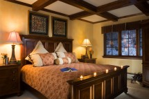 Hotel and Condo St James Place bed, Beaver Creek