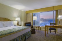 Hotel Fairmont Waterfront bed, Vancouver, Canada