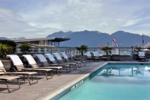 Hotel Fairmont Waterfront pool, Vancouver, Canada