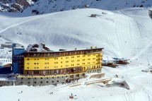 Hotel Portillo, ext, Chile