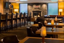 Hotel Westin Resort and Spa, Firerock Lounge, Whistler