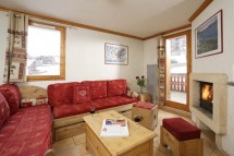 Chalet Joly Lounge