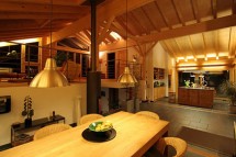 Hotel and Condominium Crystal Lodge - Skiing in Whistler Canada