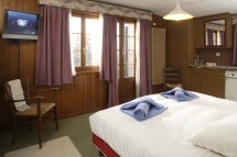 Chalet Quatre Saisons Bedroom