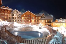 Residence Le Village 1950 pool, Les Arcs