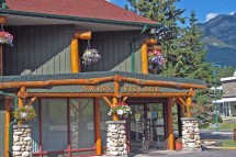 Swiss Village, ext, Banff & Lake Louise