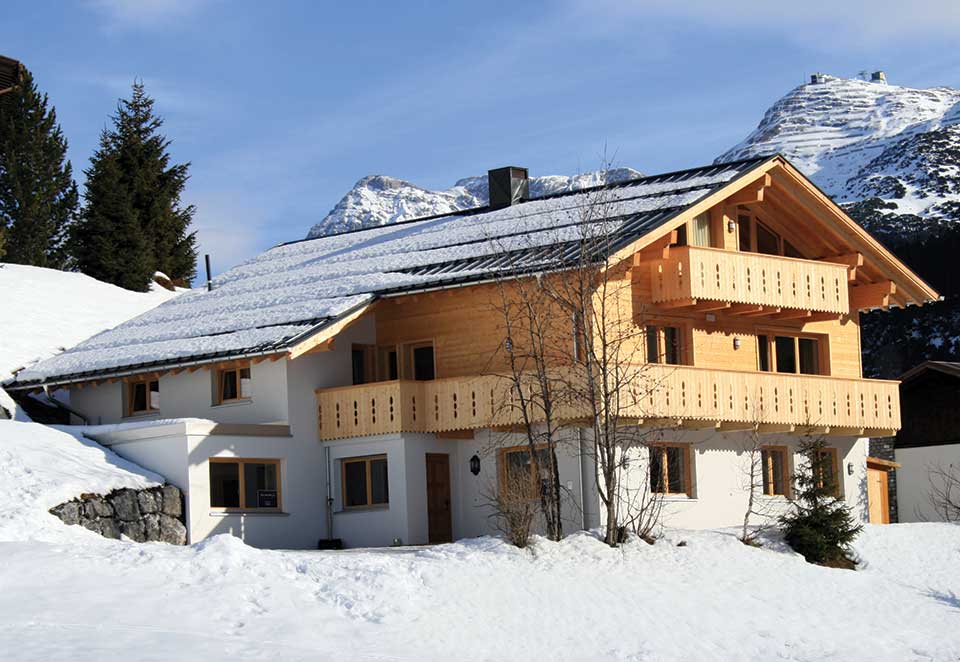 Chalet Alpenland, Lech - A chalet with a view of snowy wilderness in the Zug Valley