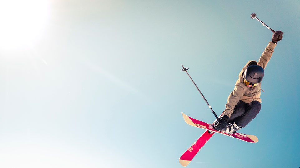 Skiing-jump-feature
