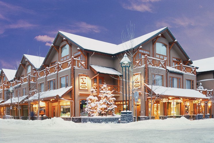 Brewster's Mountain Lodge, ext, Banff & Lake Louise Brewster's Mountain Lodge, ext, Banff & Lake Louise