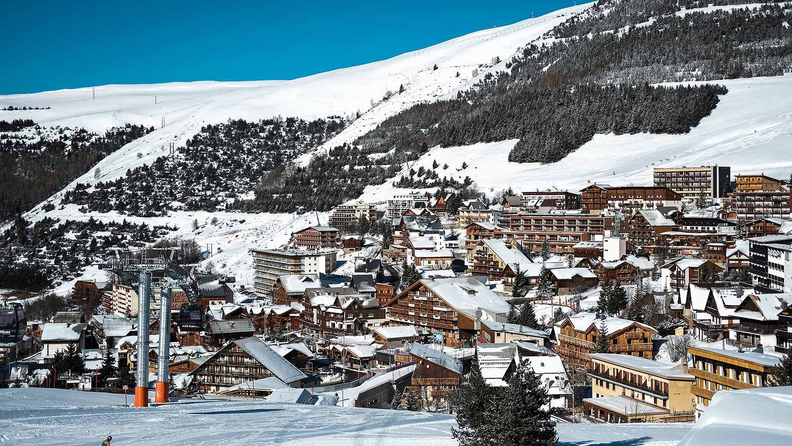  Daria-I Nor-Hotel-Alpe-D'Huez-Exterior