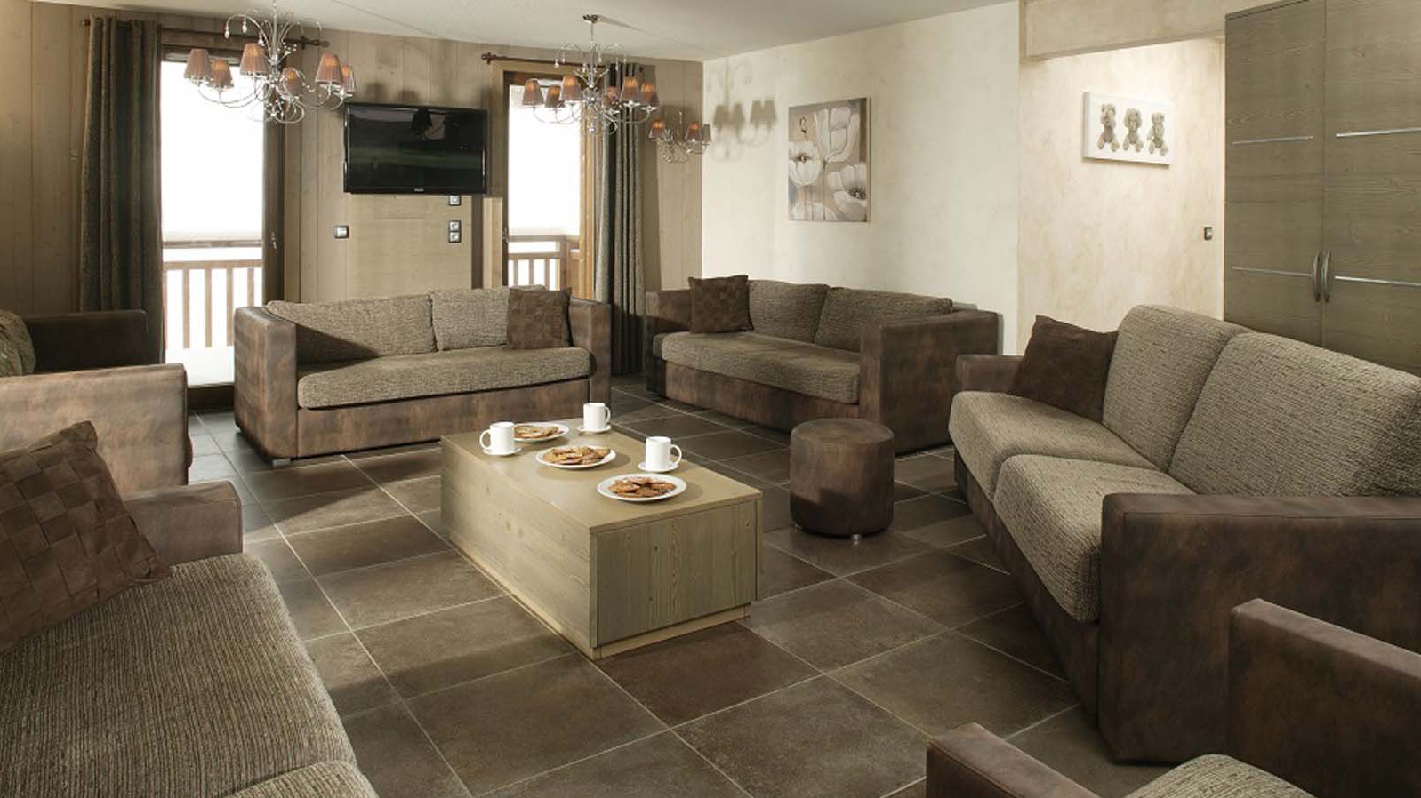 Chalet Phoenix Living Area Chalet Phoenix Living Area