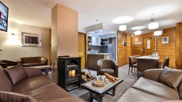 Living and Dining Area, Chalet Capricorne, Val Thorens, France Living and Dining Area, Chalet Capricorne, Val Thorens, France